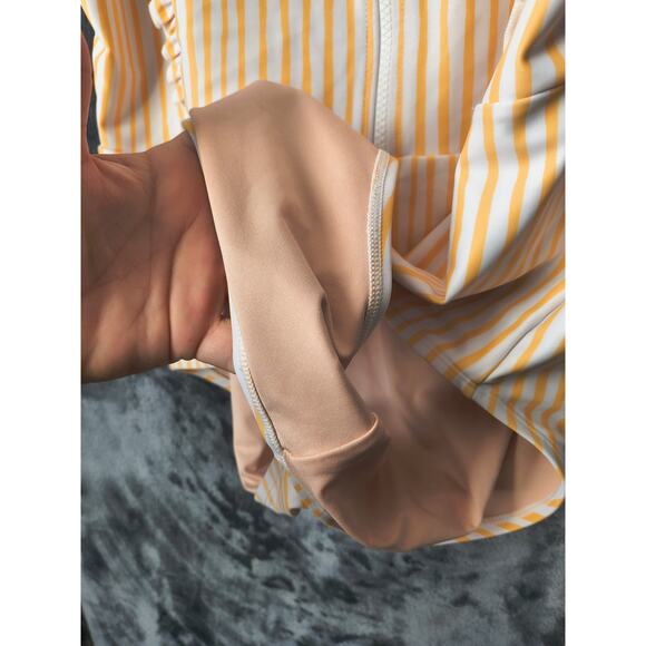 Mott50 Yellow Striped Ruffle 1/4 zip One Piece Swimsuit Classic Swim XL - Picture 4 of 7